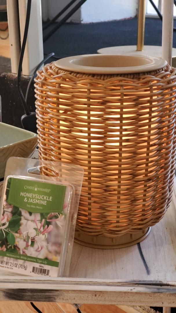 Candle Warmers Wicker Lantern - vivahabitat.com