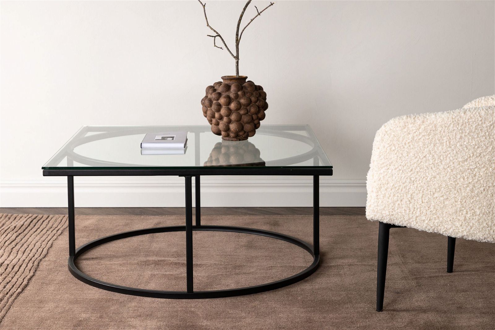 Skanör Sofa Table - Black / Clear glass - vivahabitat.com
