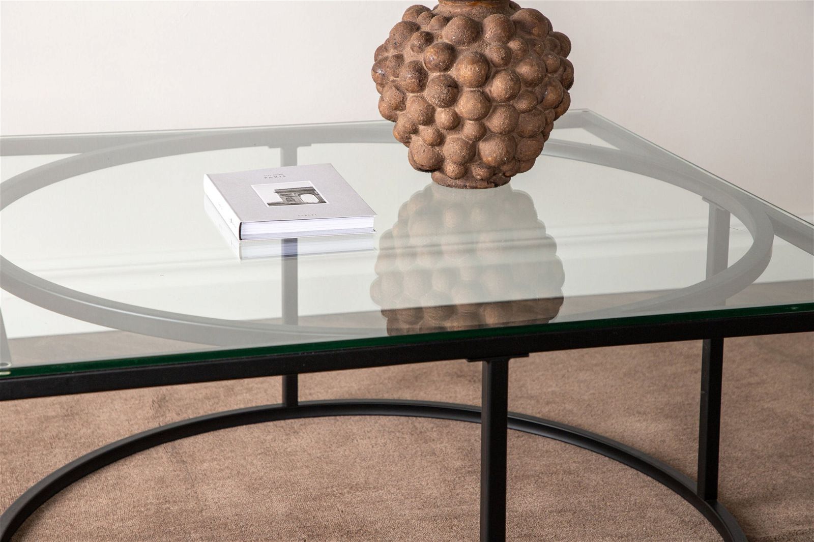 Skanör Sofa Table - Black / Clear glass - vivahabitat.com