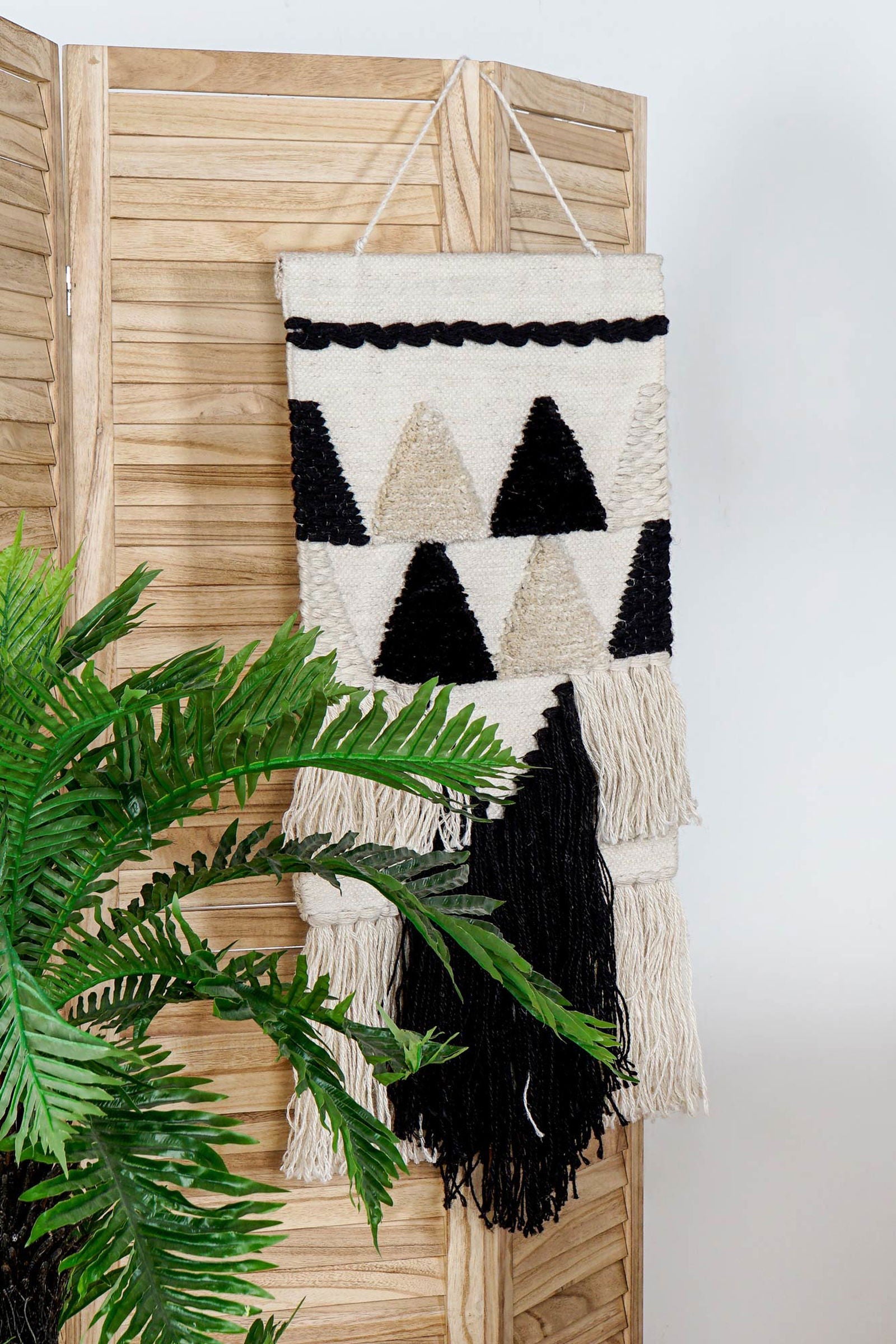Geometric tapestry wall decor - vivahabitat.com