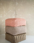 Der Oh My Gee Pouf – Beige Schwarz